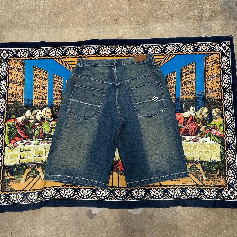 Enyce baggy blue jorts Size 34 light blue sandy mud wash baggy long jean shorts